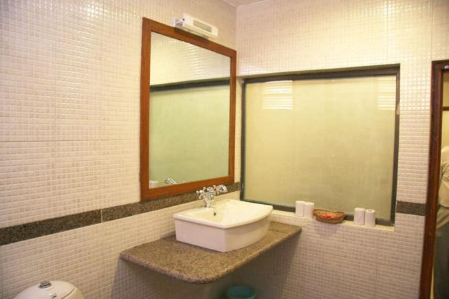 Alka Hotel Ουνταϊπούρ Δωμάτιο φωτογραφία