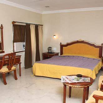 Alka Hotel Ουνταϊπούρ Εξωτερικό φωτογραφία